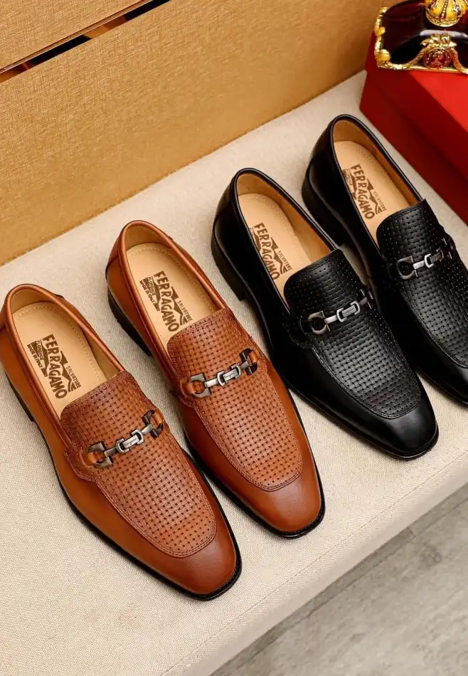 hype Ferragamo Leather Shoes