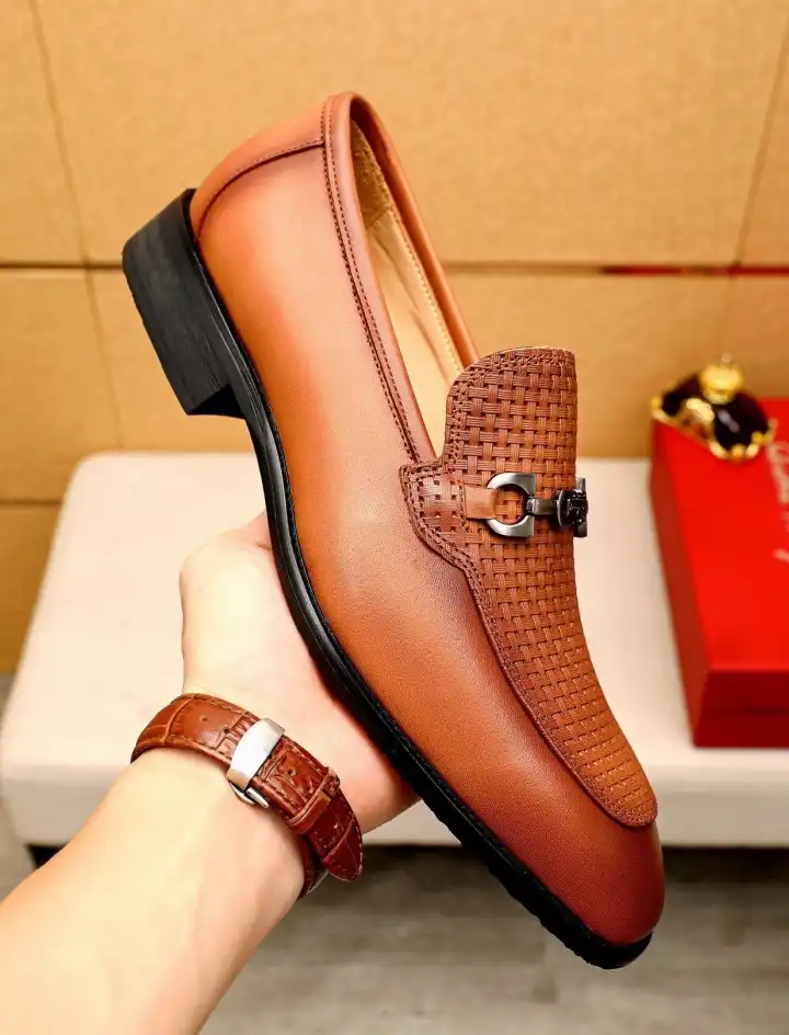 hype Ferragamo Leather Shoes