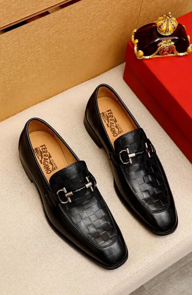 hype Ferragamo Leather Shoes