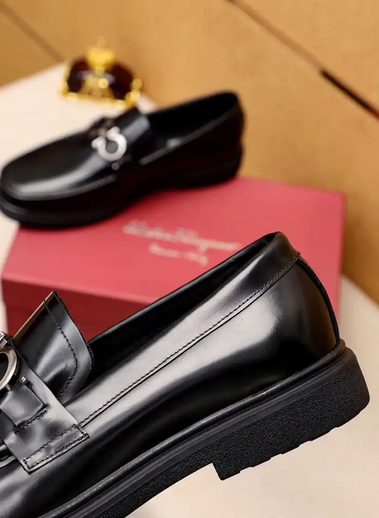 hype Ferragamo Leather Shoes