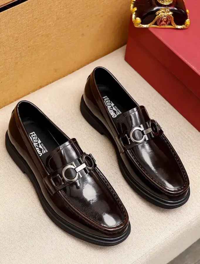 hype Ferragamo Leather Shoes