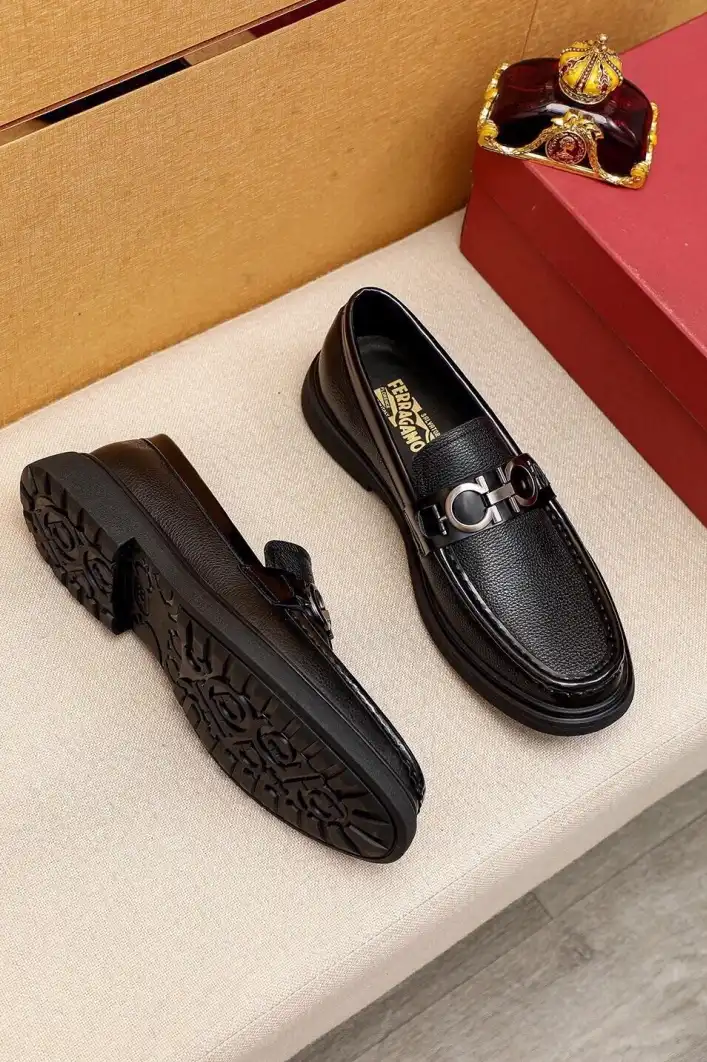 hype Ferragamo Leather Shoes