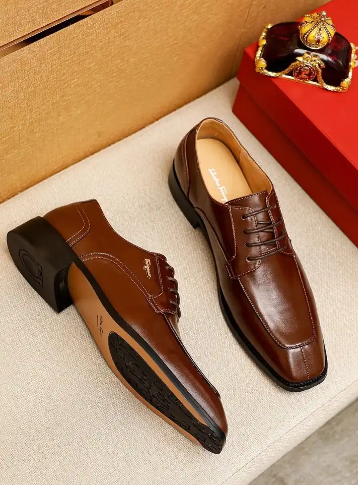 hype Ferragamo Leather Shoes