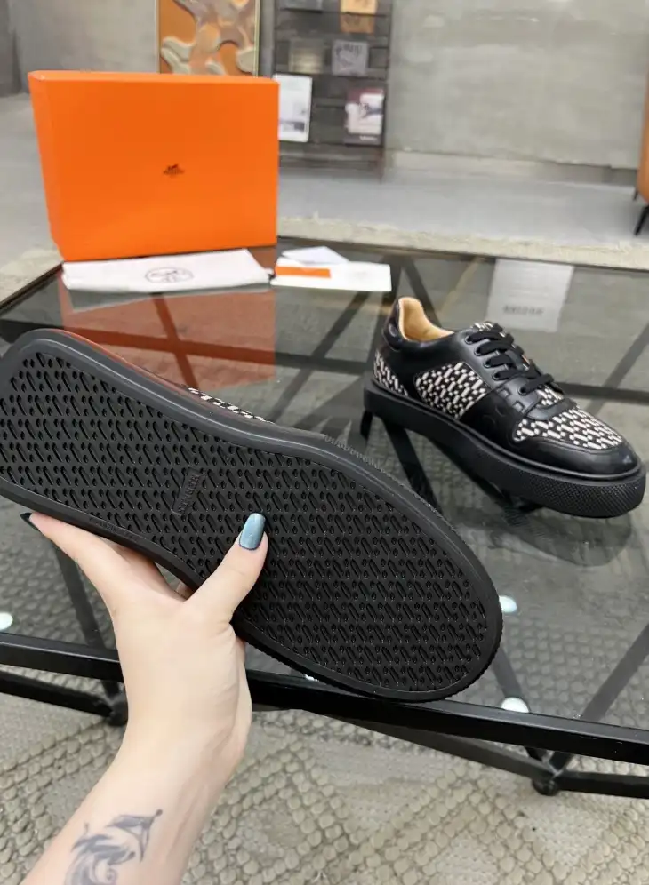 hype Hermes Casual Shoes