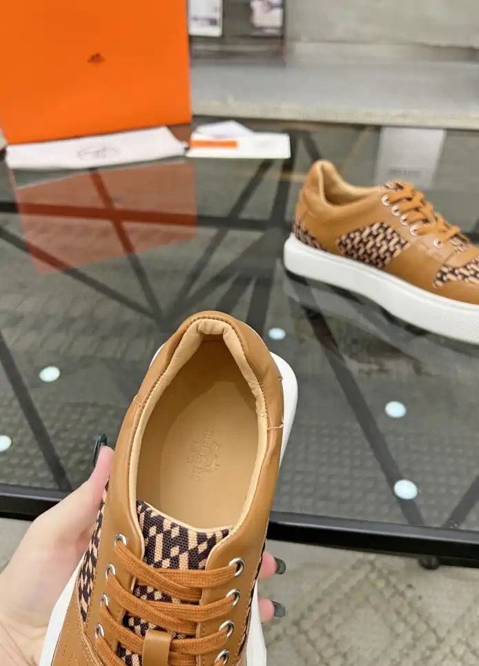 hype Hermes Casual Shoes