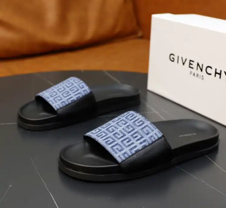 hype Givenchy Slippers