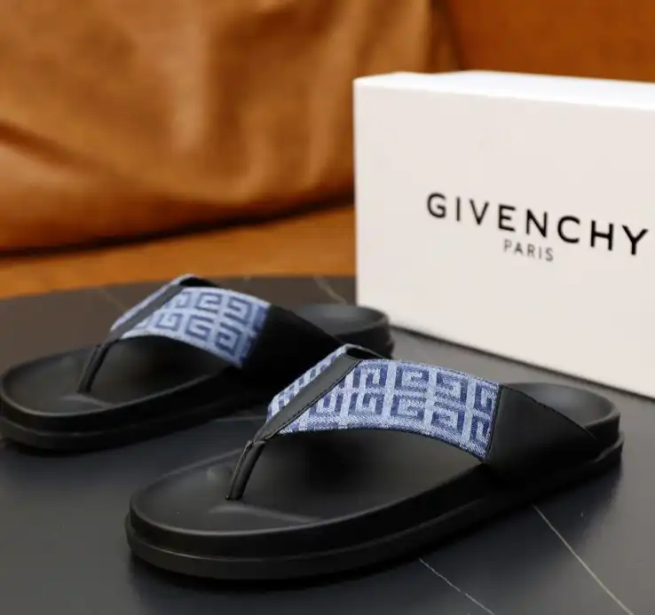 hype Givenchy Slippers