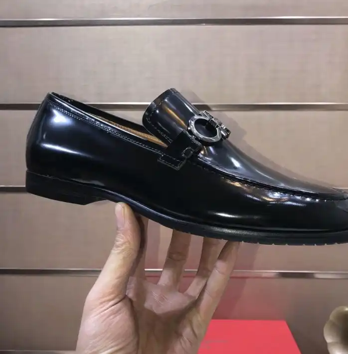 hype Ferragamo Leather Shoes