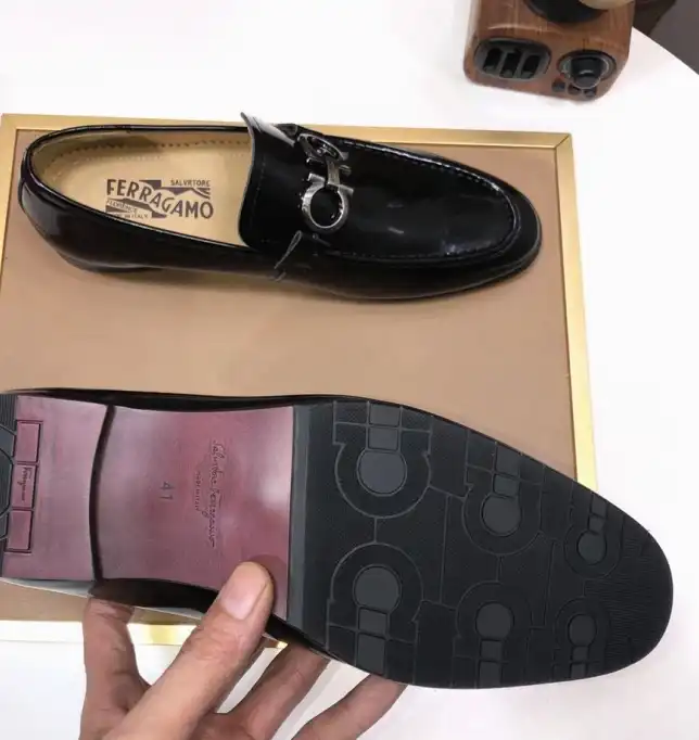 hype Ferragamo Leather Shoes