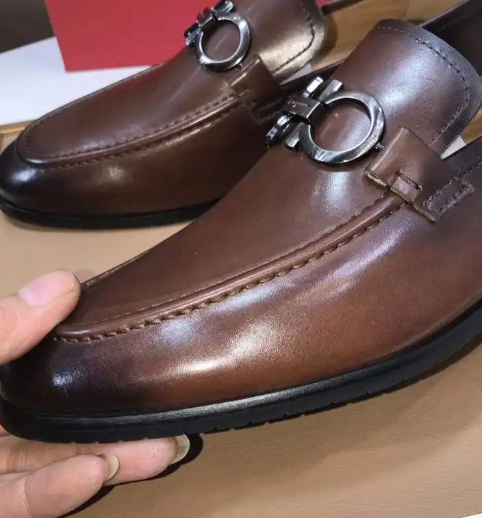 hype Ferragamo Leather Shoes