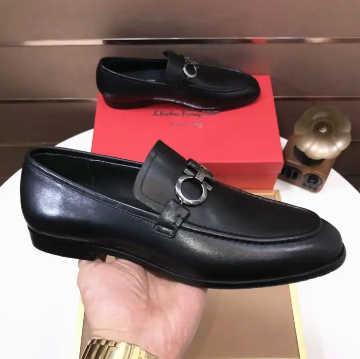 hype Ferragamo Leather Shoes