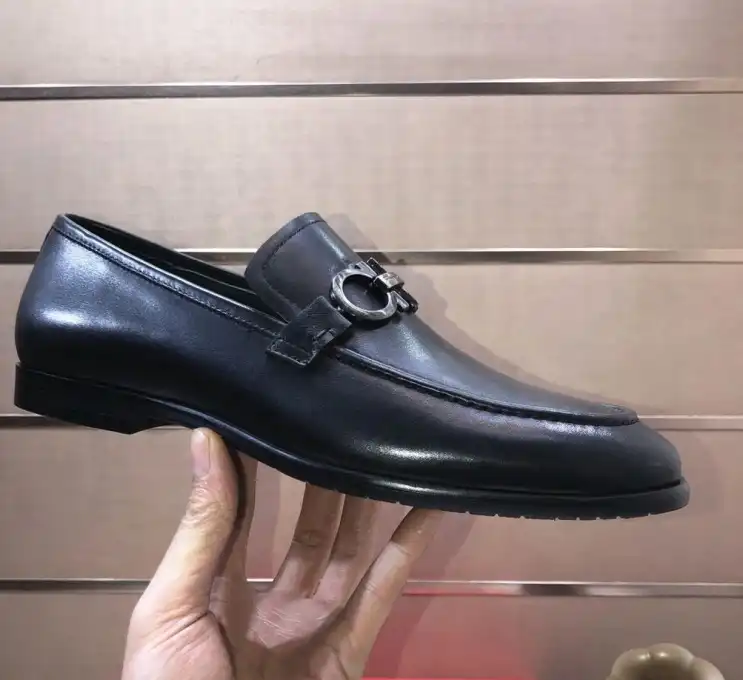 hype Ferragamo Leather Shoes