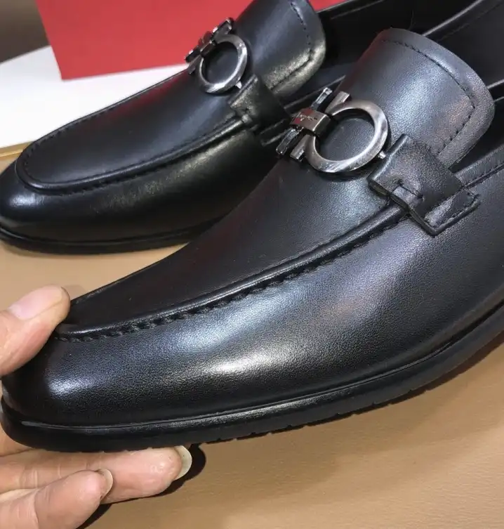 hype Ferragamo Leather Shoes