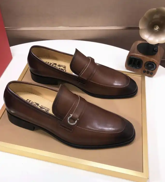 hype Ferragamo Leather Shoes