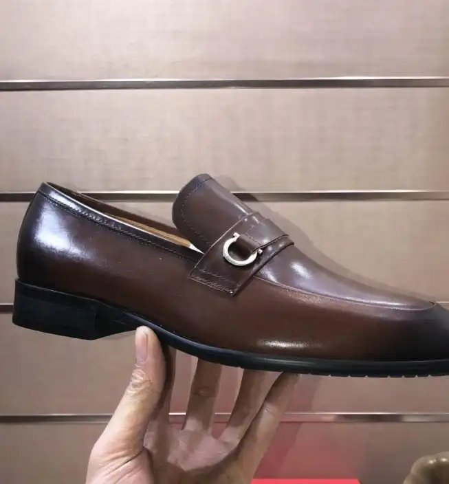 hype Ferragamo Leather Shoes