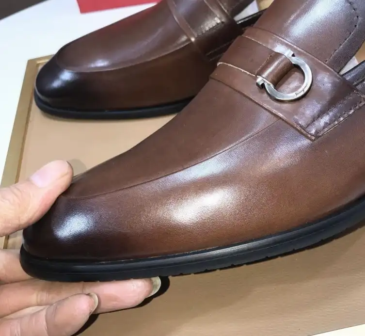 hype Ferragamo Leather Shoes