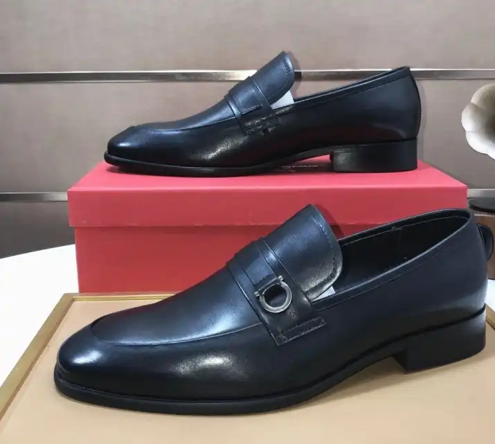 hype Ferragamo Leather Shoes