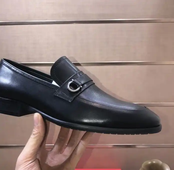 hype Ferragamo Leather Shoes