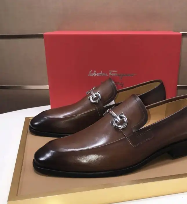 hype Ferragamo Leather Shoes