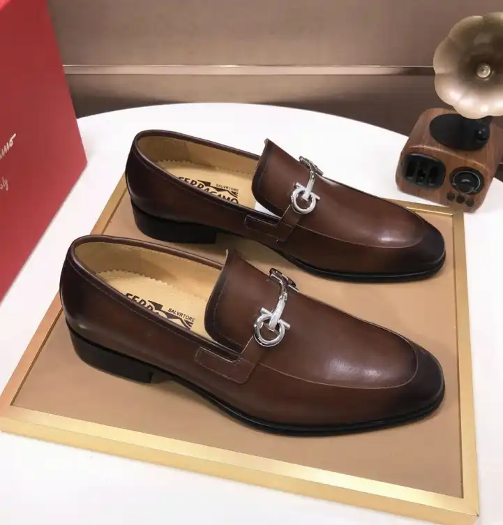 hype Ferragamo Leather Shoes