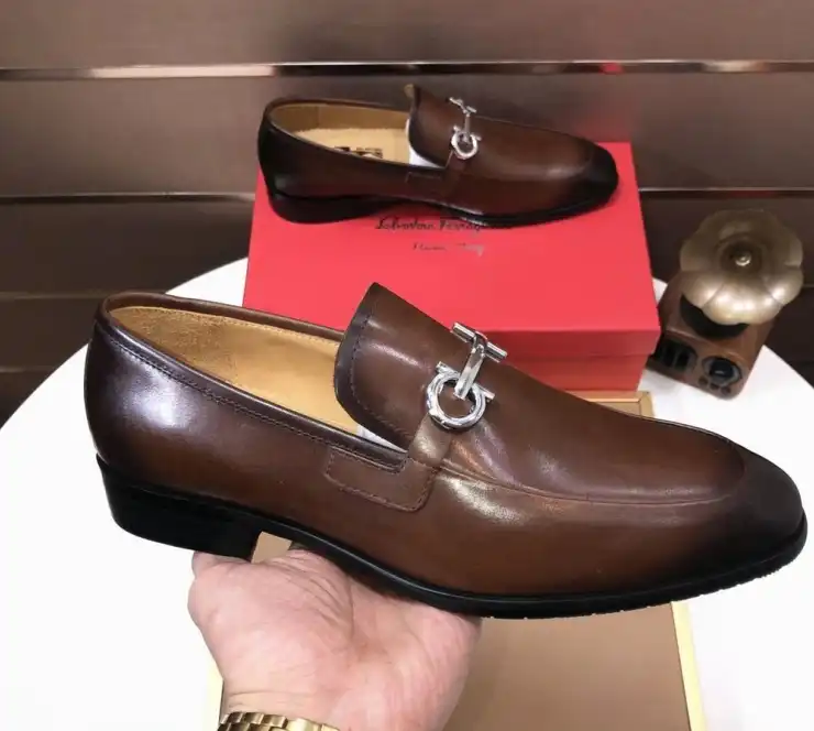 hype Ferragamo Leather Shoes