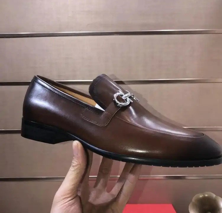 hype Ferragamo Leather Shoes