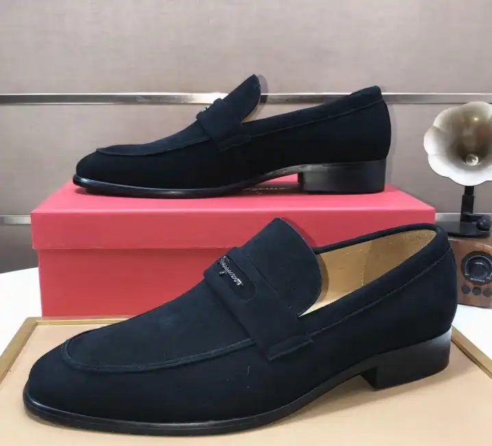 hype Ferragamo Leather Shoes