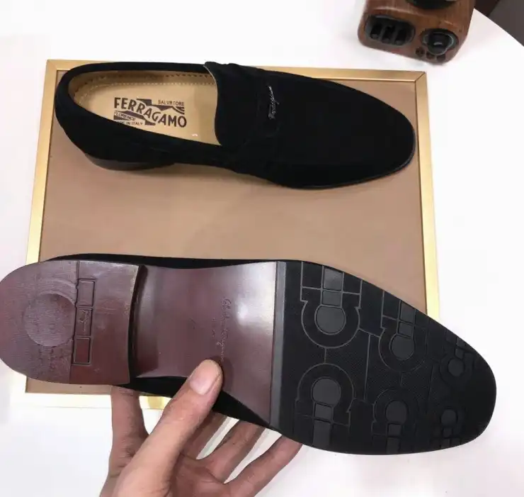 hype Ferragamo Leather Shoes