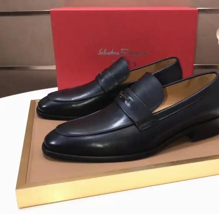 hype Ferragamo Leather Shoes