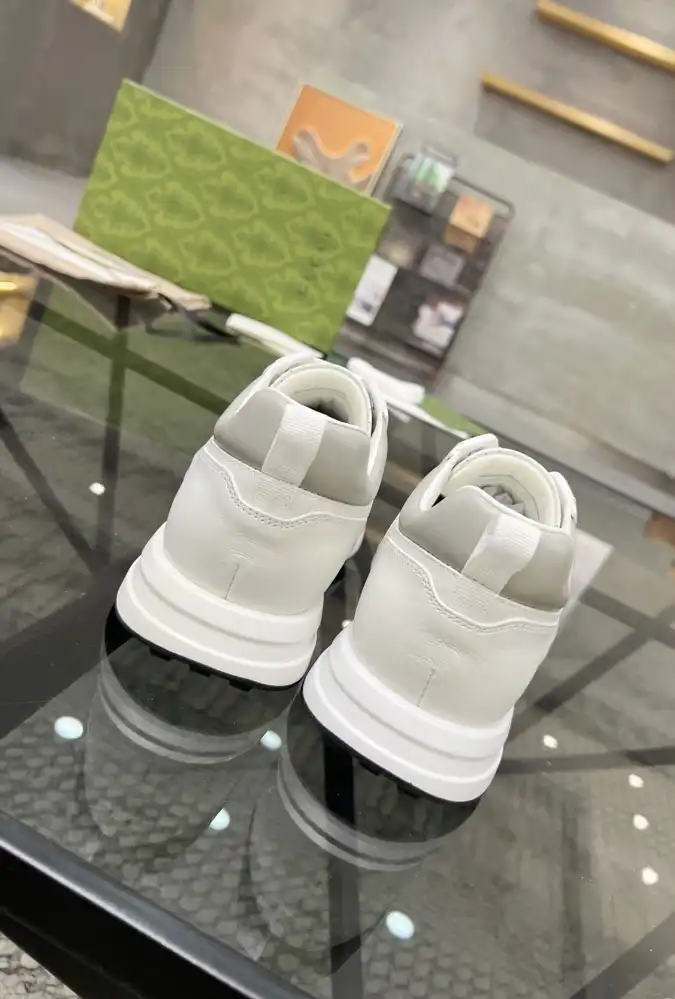 hype Gucci Sneakers