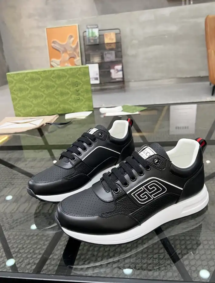 hype Gucci Sneakers