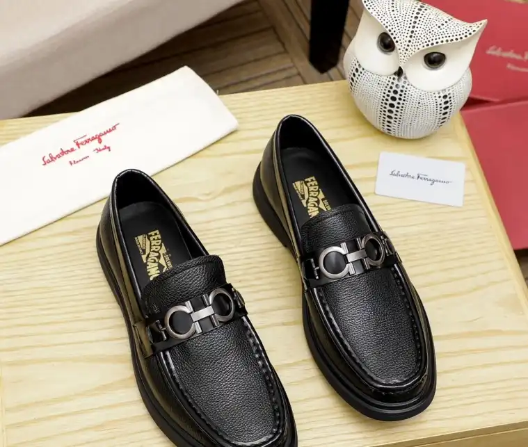 hype Ferragamo Leather Shoes