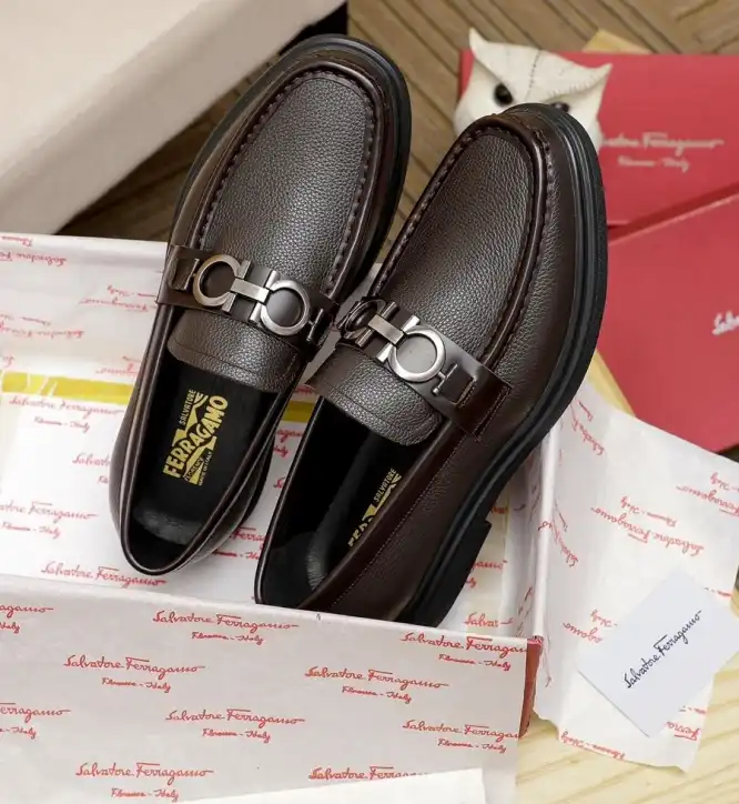 hype Ferragamo Leather Shoes