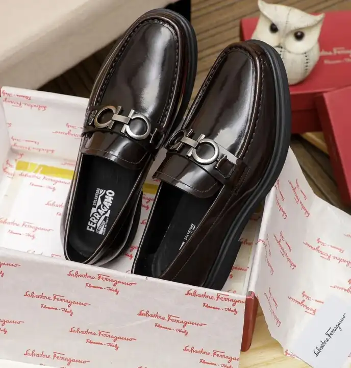 hype Ferragamo Leather Shoes