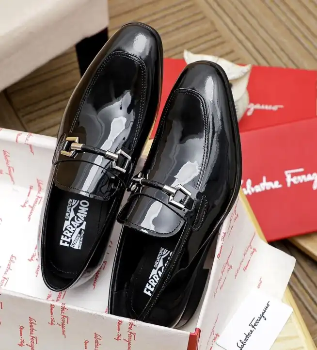 hype Ferragamo Leather Shoes