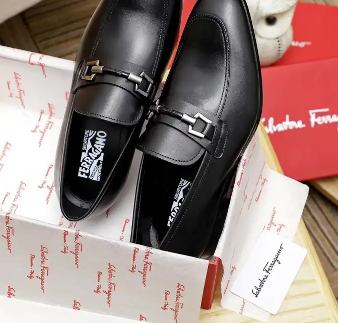 hype Ferragamo Leather Shoes