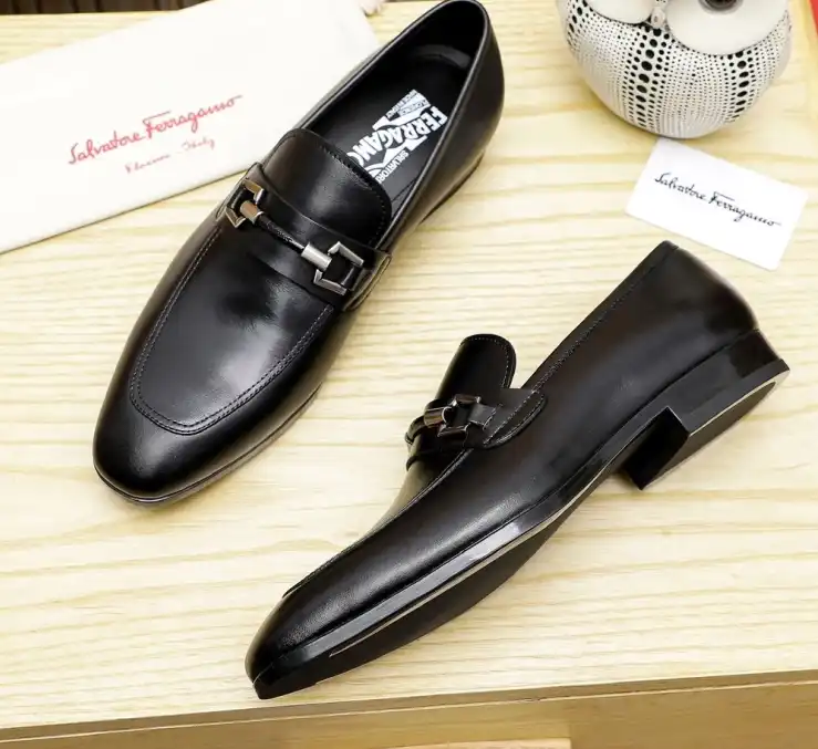 hype Ferragamo Leather Shoes