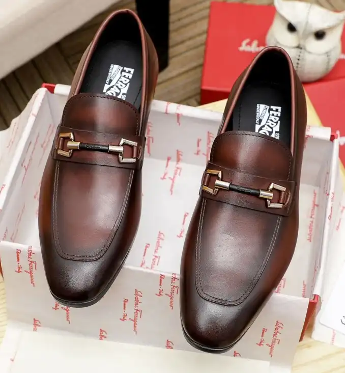 hype Ferragamo Leather Shoes