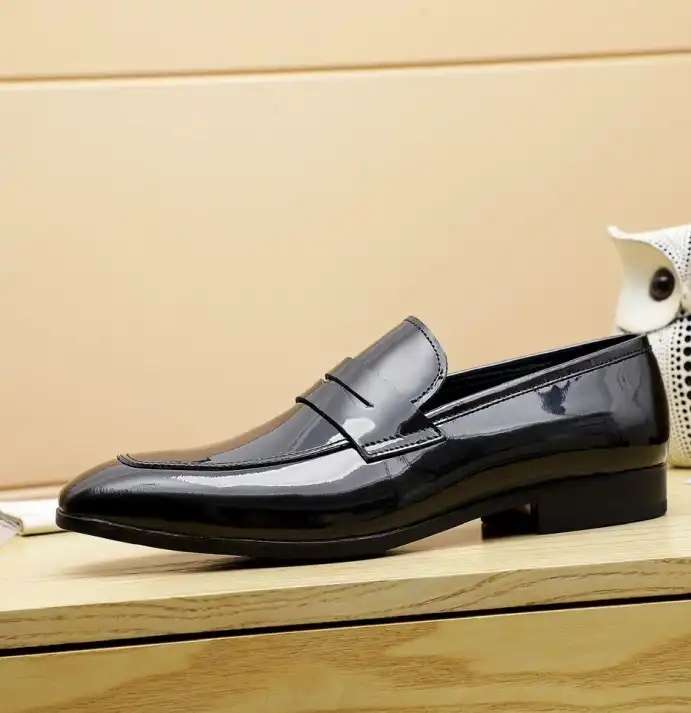 hype Ferragamo Leather Shoes