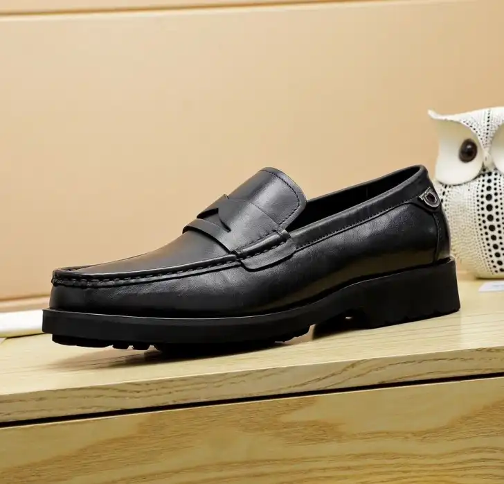 hype Ferragamo Leather Shoes