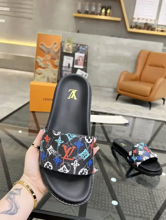 hype LV Slippers