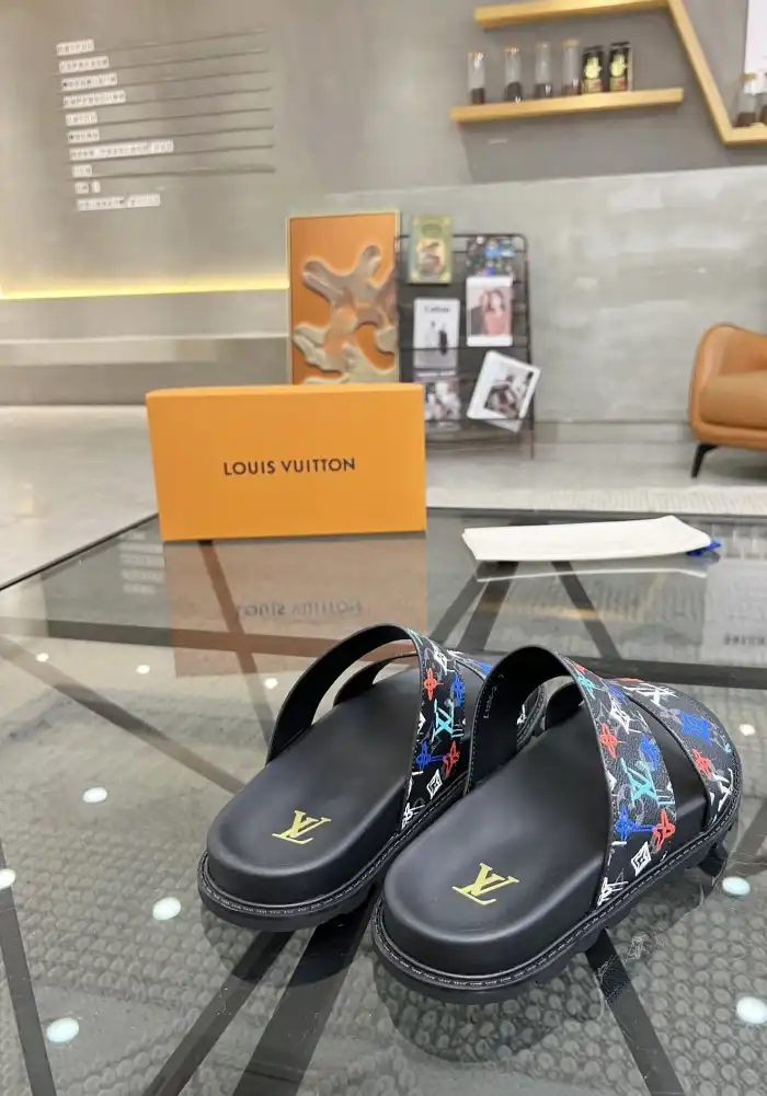 hype LV Slippers