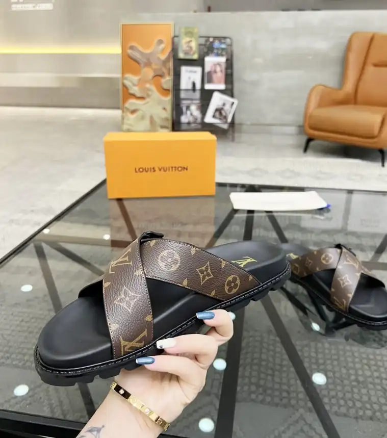 hype LV Slippers