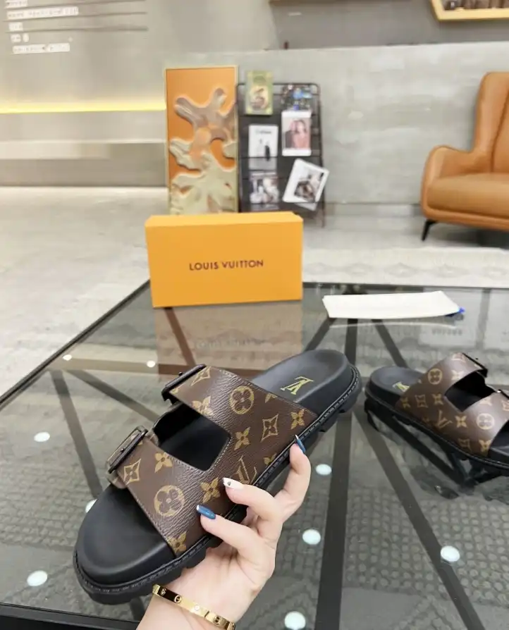 hype LV Slippers