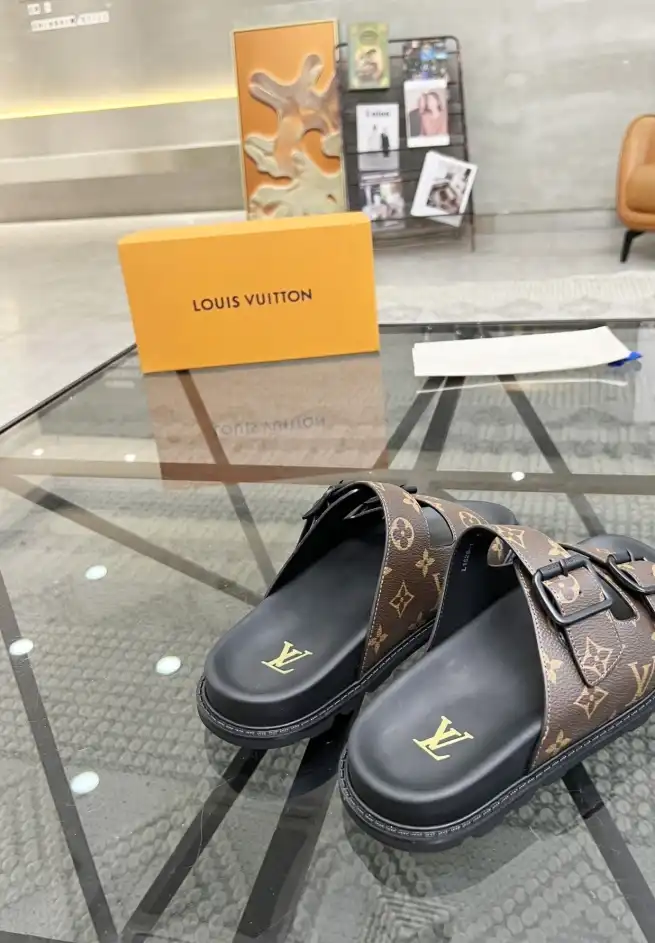 hype LV Slippers