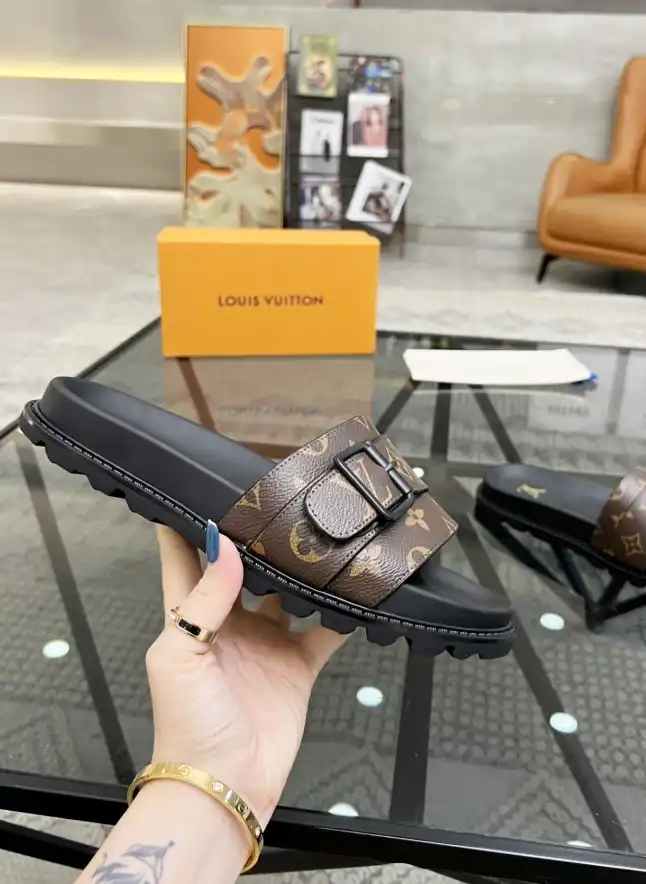 hype LV Slippers