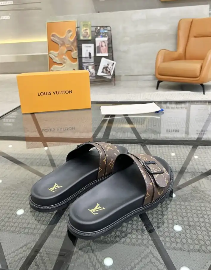 hype LV Slippers