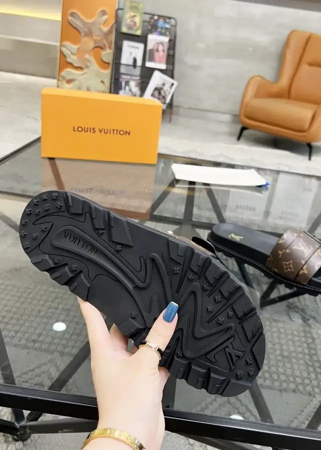 hype LV Slippers