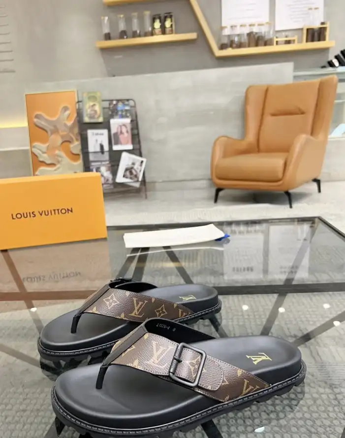 hype LV Slippers