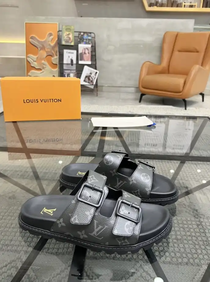 hype LV Slippers